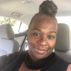 Meet your Posher, Vickie